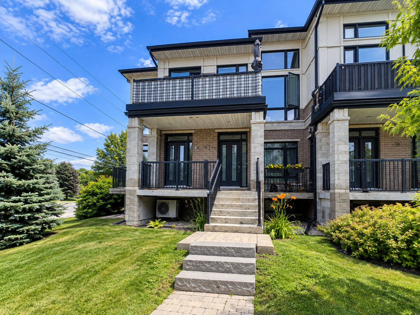Sold property represented by Chris Hilliard Realty